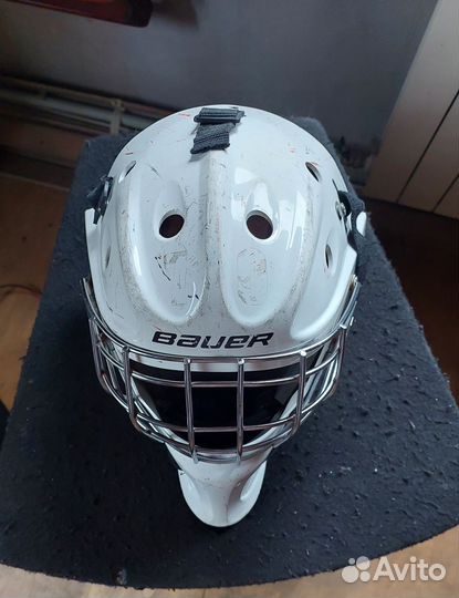 Хоккейный шлем вратаря