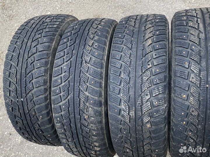 Kumho I'Zen KW31 4.25/10 R17