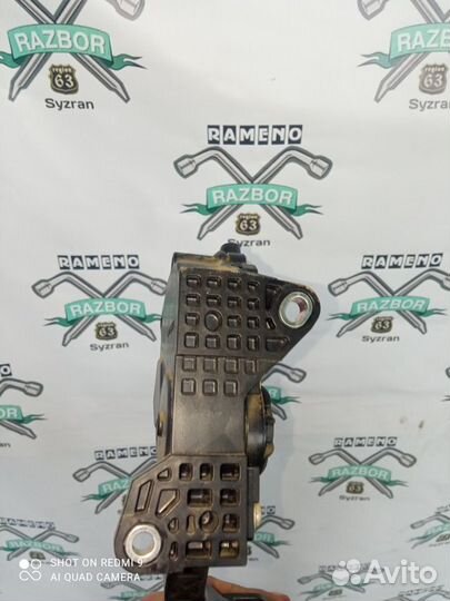 Педаль газа Toyota Camry acv40