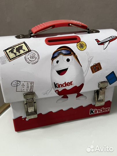 Копилка киндер kinder сундучок