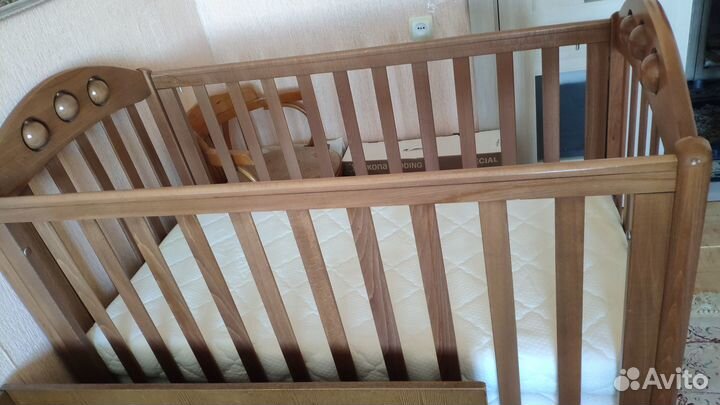 Детская кровать с 0 до 3 лет из натур. дерева