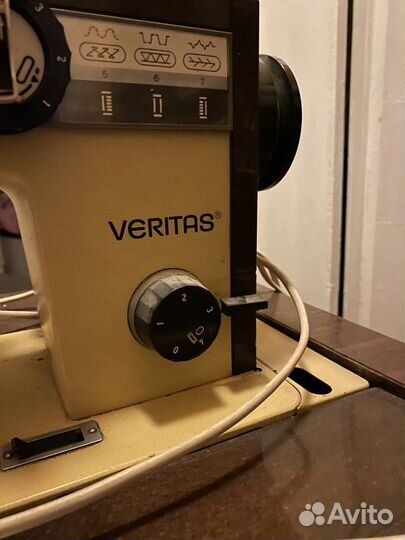 Швейная машина veritas