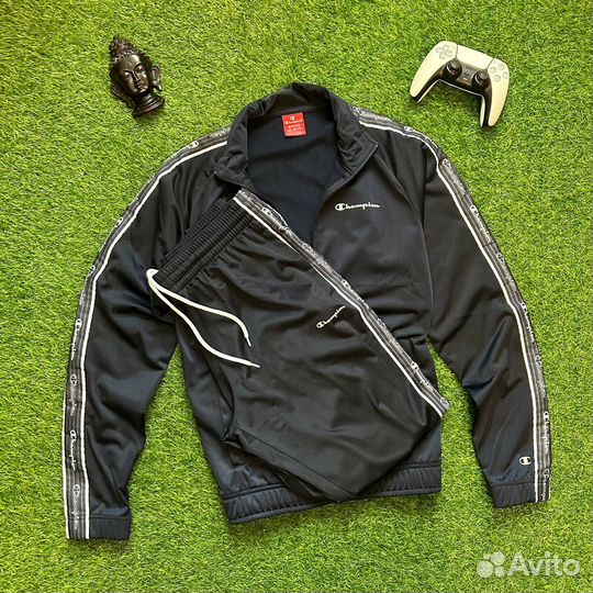 Костюм champion