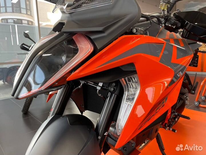Мотоцикл 1290 Super Duke GT 2023