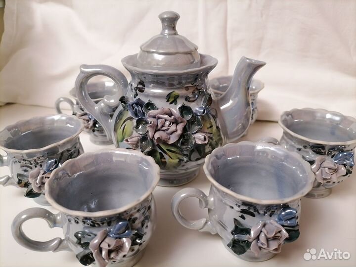 Чайный сервиз с лепниной
