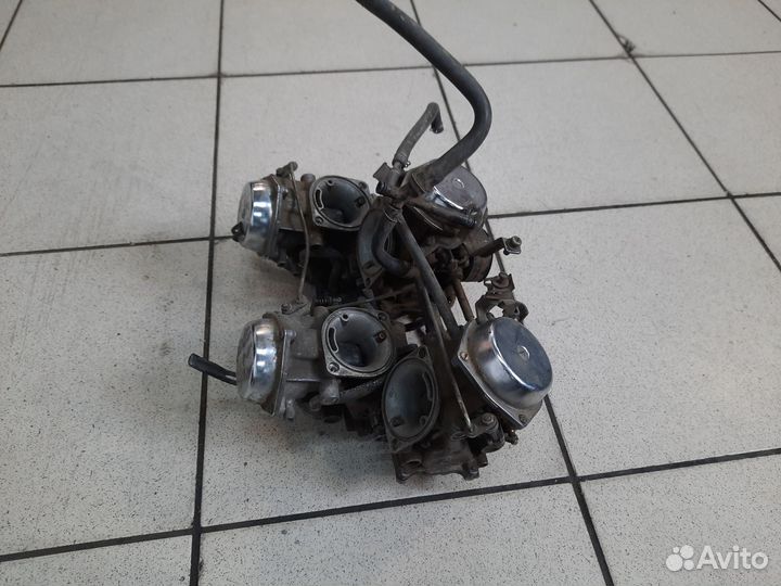 Карбюратор Honda vf 1000