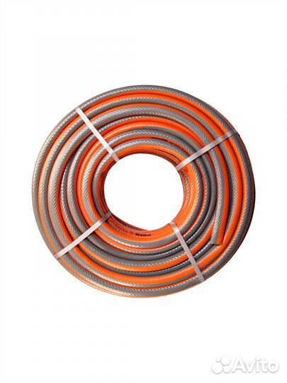 Шланг поливочный трехслойный “Гарден” 1/2