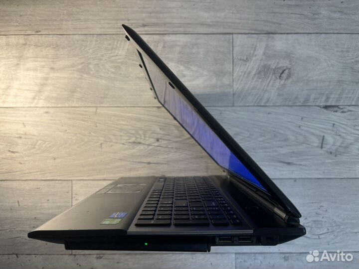 Samsung i7+GeForce 540M+16GB+SSD120+1000gb