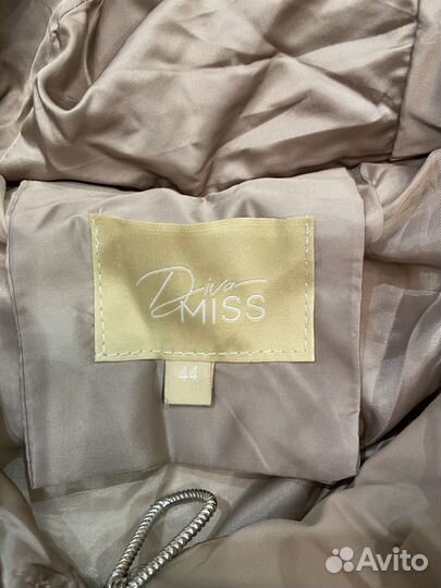 Пуховик пальто женский 44