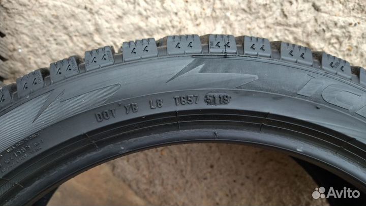 Pirelli Ice Zero 225/45 R19