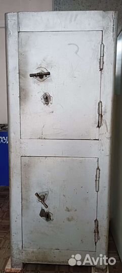 Сейф металлический бу
