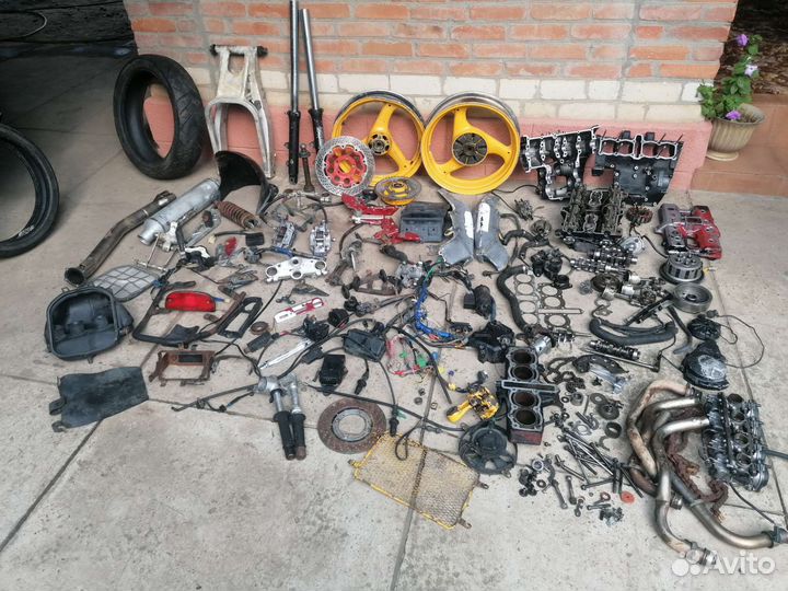 Suzuki GSF 400 Bandit Разбор Запчасти