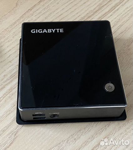 Мини компьютер Gigabyte Brix 4010 на Intel i3