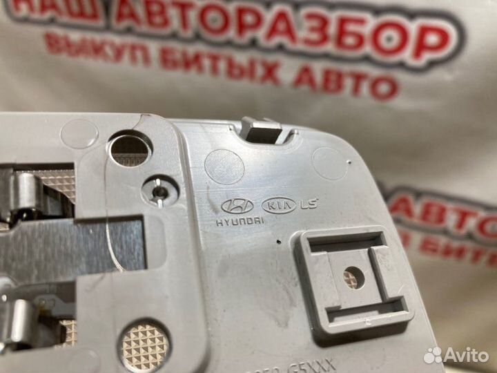 Плафон подсветки салона Kia Cerato 4 седан 2019