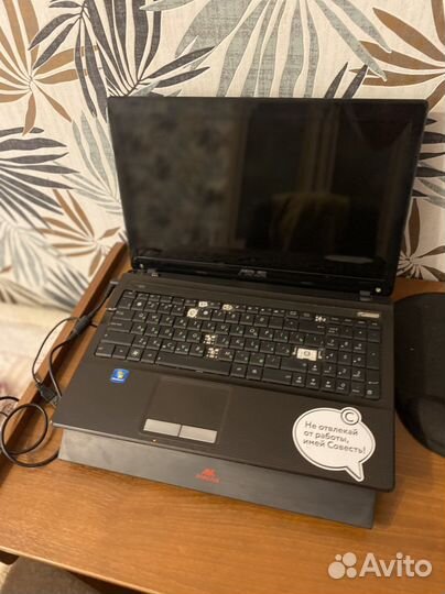 Ноутбук asus