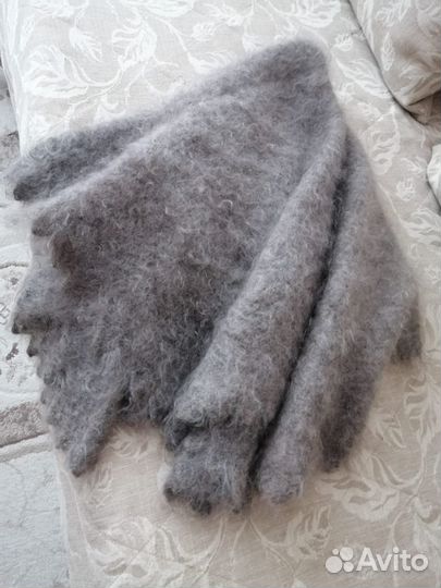 Шаль из пуха козы