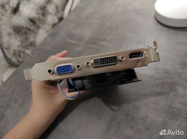 Видеокарта Asus GT 740 2 GB