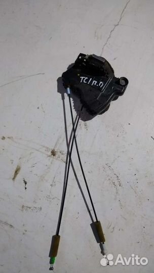 Замок передний правый Toyota corolla e150