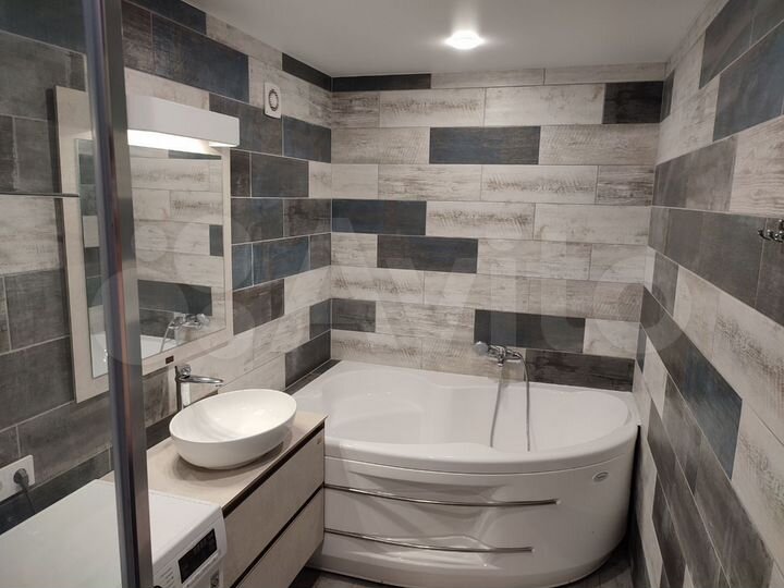 2-к. квартира, 70 м², 9/10 эт.