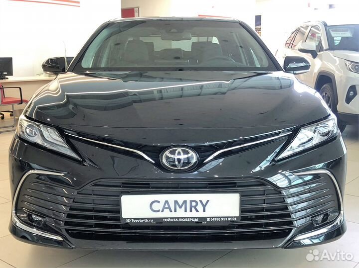 Toyota Camry 2.5 AT, 2023