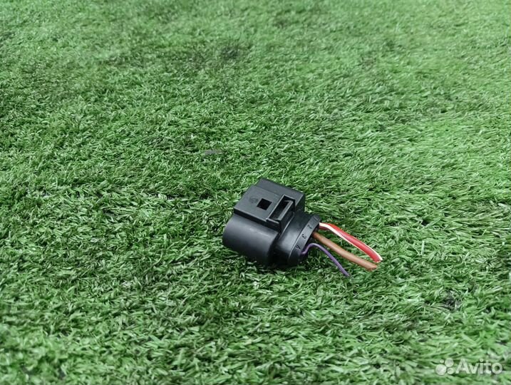 Фишка катушки зажигания Volkswagen Passat b6 3C