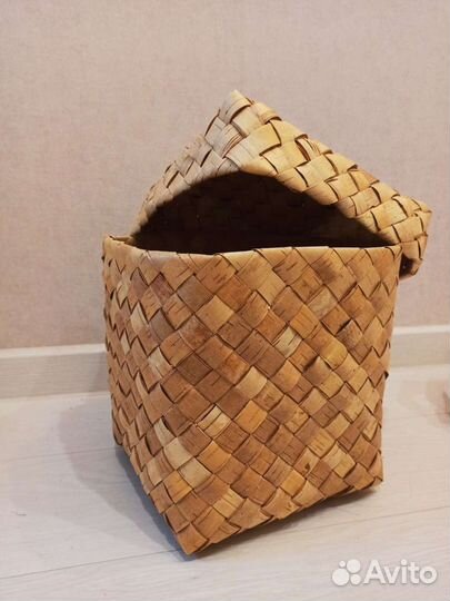 Контейнер в гардеробную из бересты для хранения