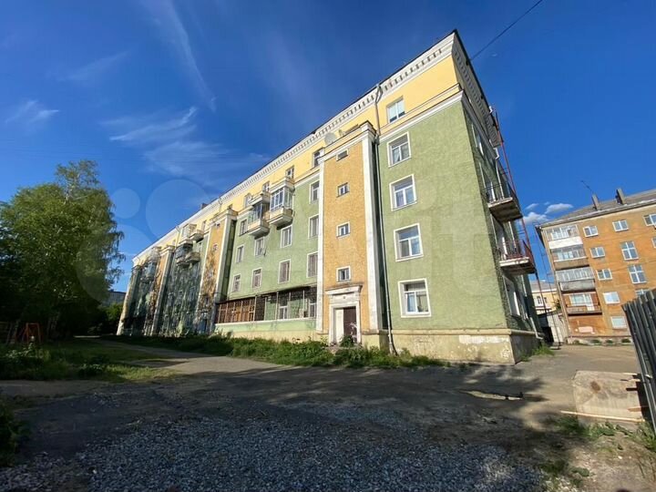4-к. квартира, 105 м², 5/5 эт.