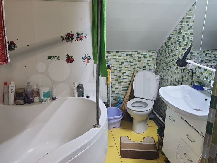 Коттедж 240 м² на участке 6 сот.