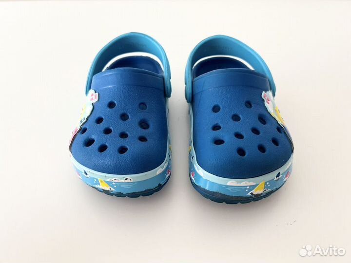 Детские сланцы Crocs Baby shark размер 23