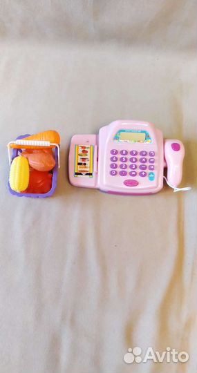 Игрушки : касса, набор доктора и другое