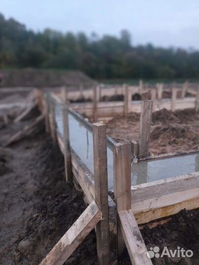 Бригада строителей