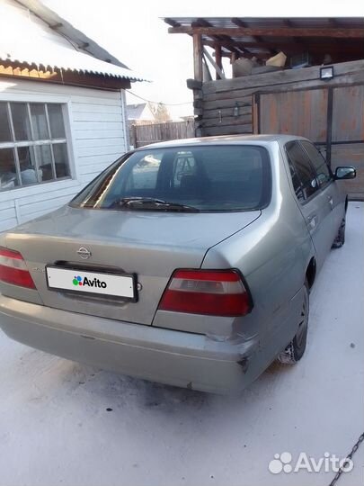 Nissan Bluebird 2.0 AT, 1984, 230 000 км