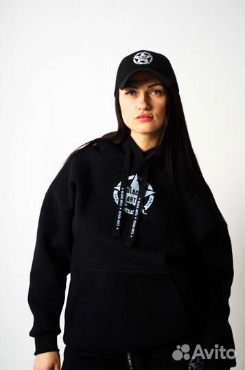 Спортивный костюм женский