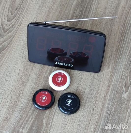 Кнопка вызова официанта для ресторана с табло