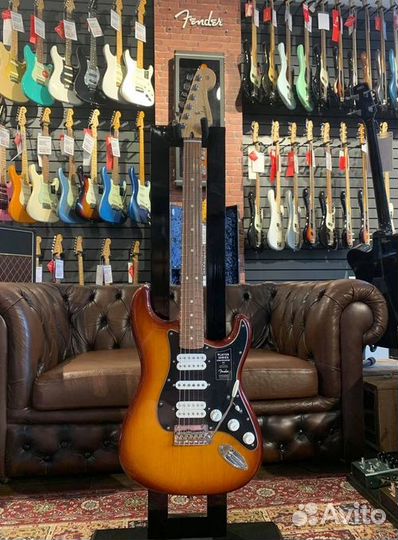Fender Player Stratocaster HSH Tobacco Sunburs