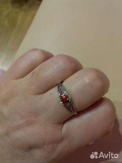 Серебряное кольцо