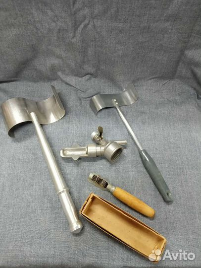 Пельменница,сковородки,бидон,соковыжималка.,ссср