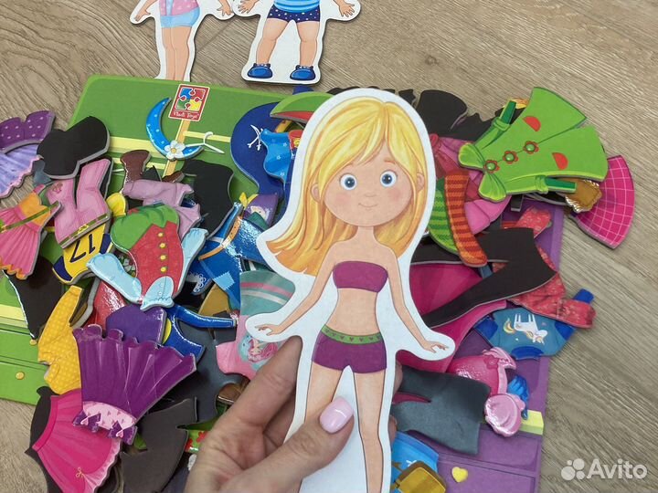 Магнитная кукла с одеждой