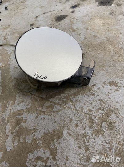 Лючок бензобака Volkswagen Polo sedan 5