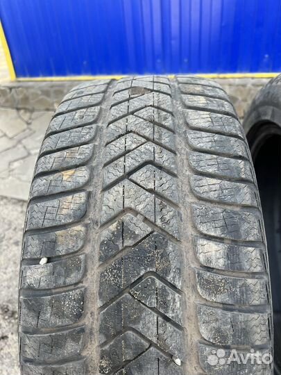 Pirelli Winter Sottozero 245/45 R18