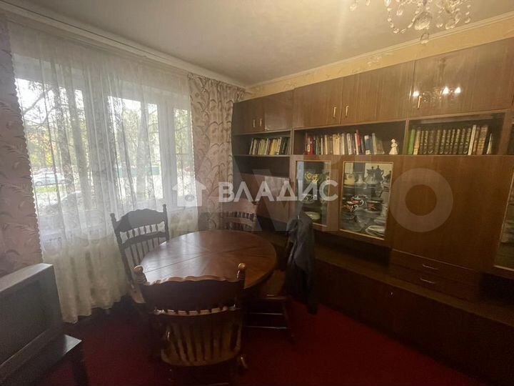 2-к. квартира, 43 м², 2/5 эт.