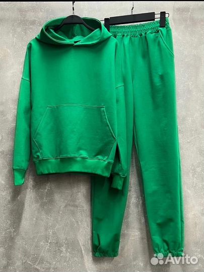 Костюм женский спортивный двойка