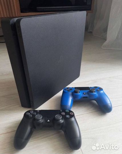 Sony PS4 slim