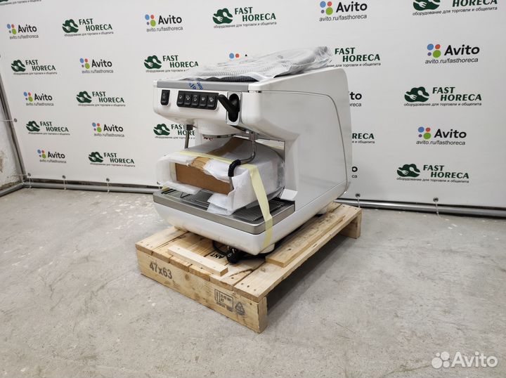 Кофемашина Nuova Simonelli Appia life 1gr V