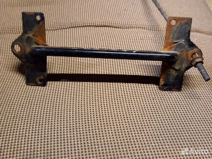 Митсубиси лансер 10 скоба аккумулятора