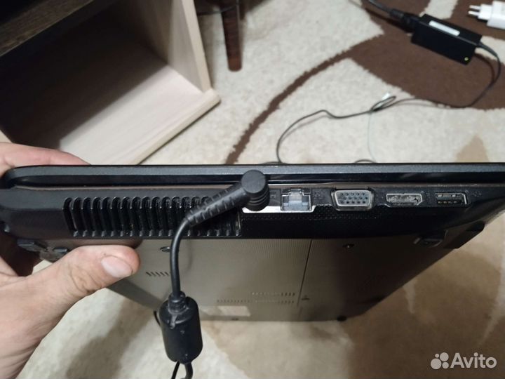 Продам ноутбук asus