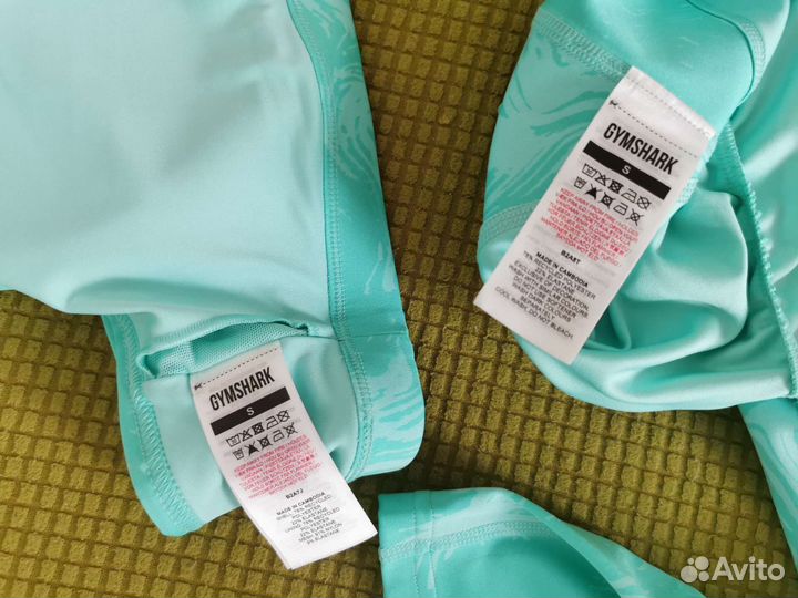 Комплект спортивный gymshark (леггинсы и топ)