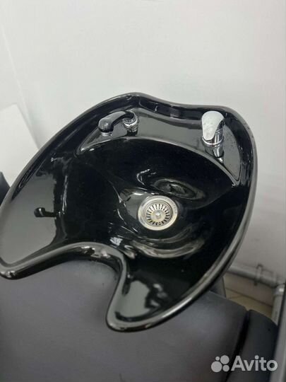 Парикмахерское кресло с мойкой