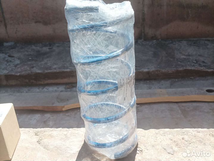 Пружины акцент