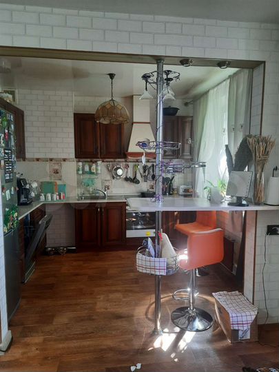 4-к. квартира, 79,9 м², 2/5 эт.